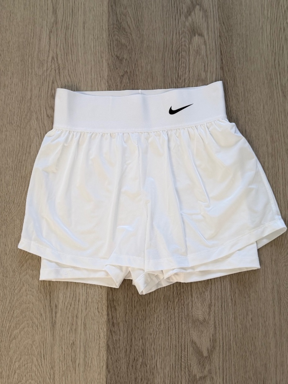 Nike Dryfit Dry Fit Tennis Shorts NEW. (Tried on, never worn) White Size Small